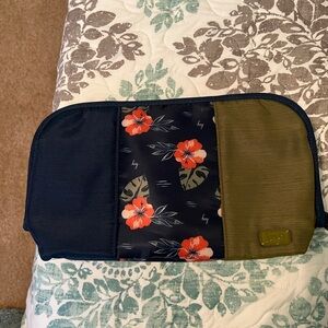 Lug Makeup bag